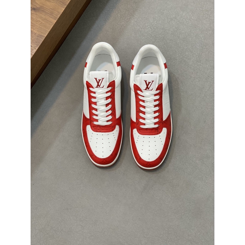 l**is V*t*n sneakers